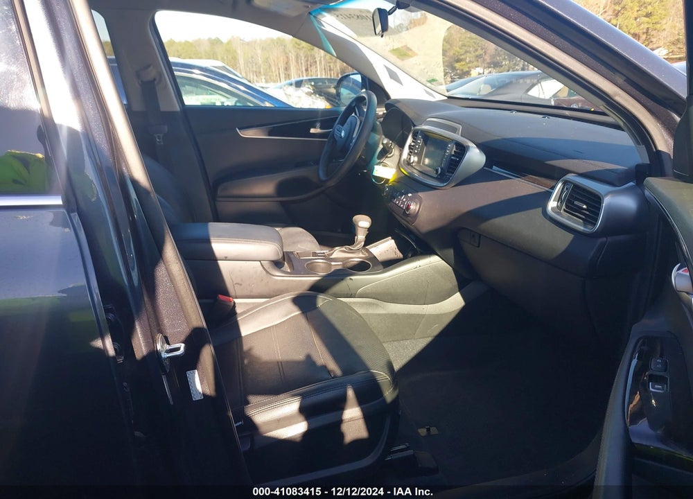 2020 KIA SORENTO 2.4L LX VIN: 5XYPG4A31LG688373