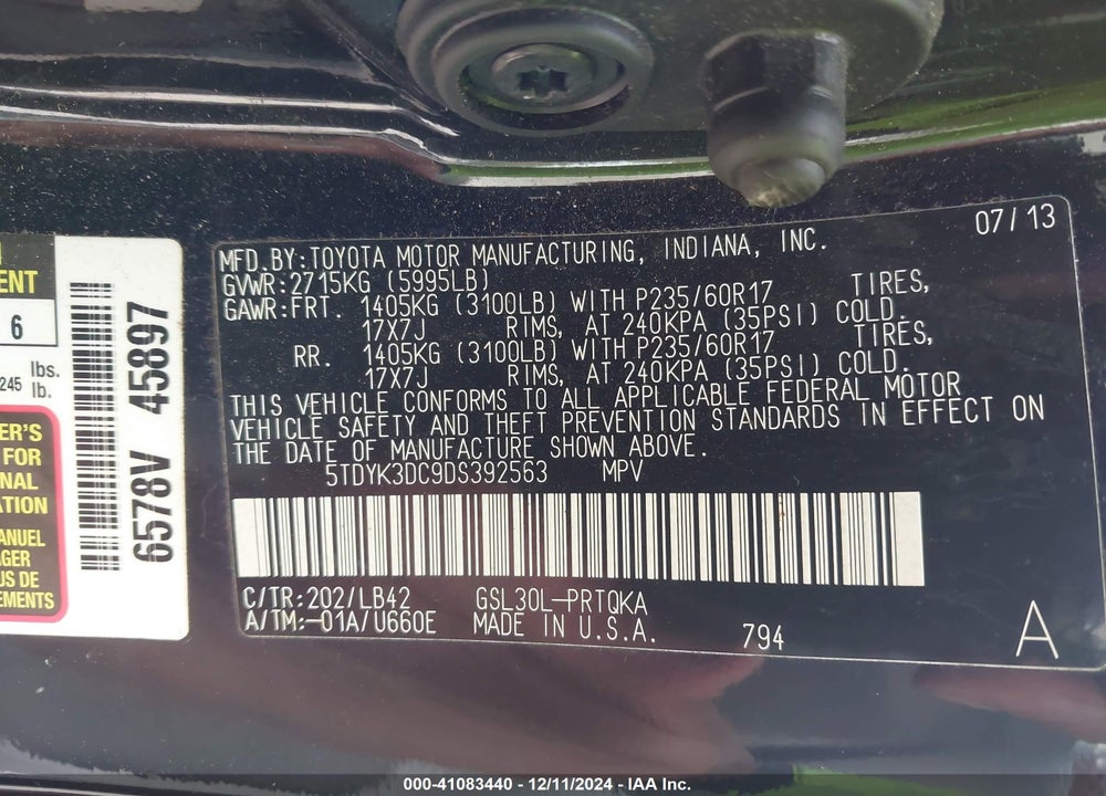 2013 TOYOTA SIENNA XLE V6 8 PASSENGER VIN: 5TDYK3DC9DS392563