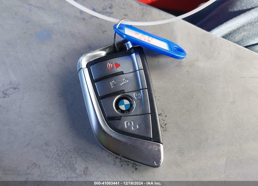 2022 BMW X6 M VIN: 5YMCY0C08N9L74433