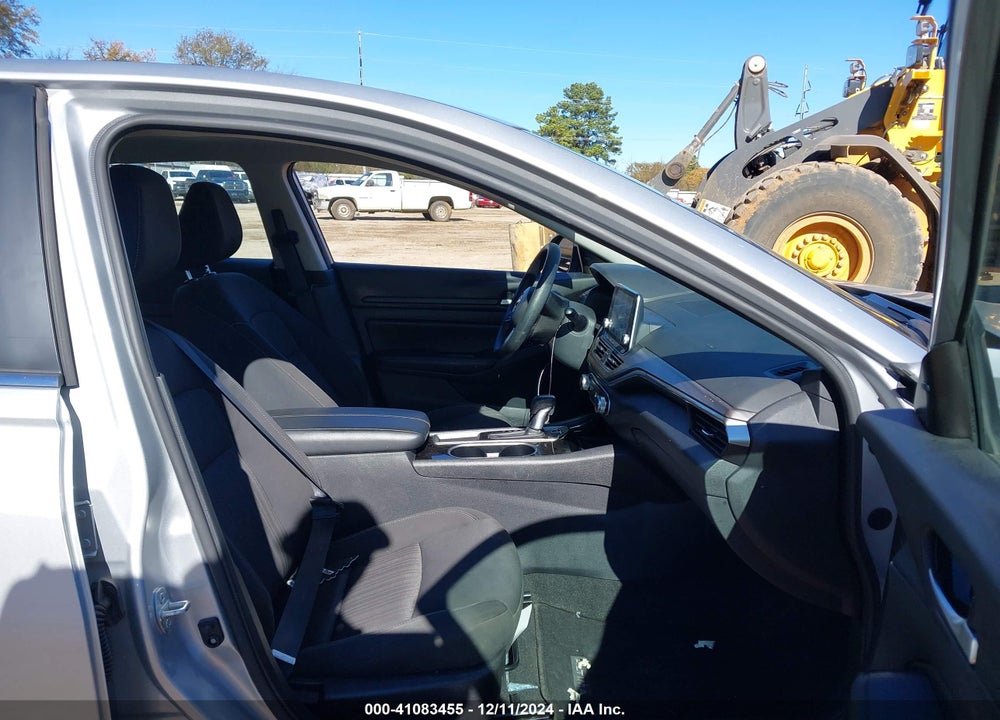 2024 NISSAN ALTIMA VIN: 1N4BL4DV1RN301640
