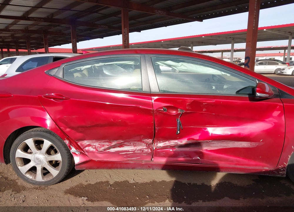 2013 HYUNDAI ELANTRA VIN: 5NPDH4AE8DH185189