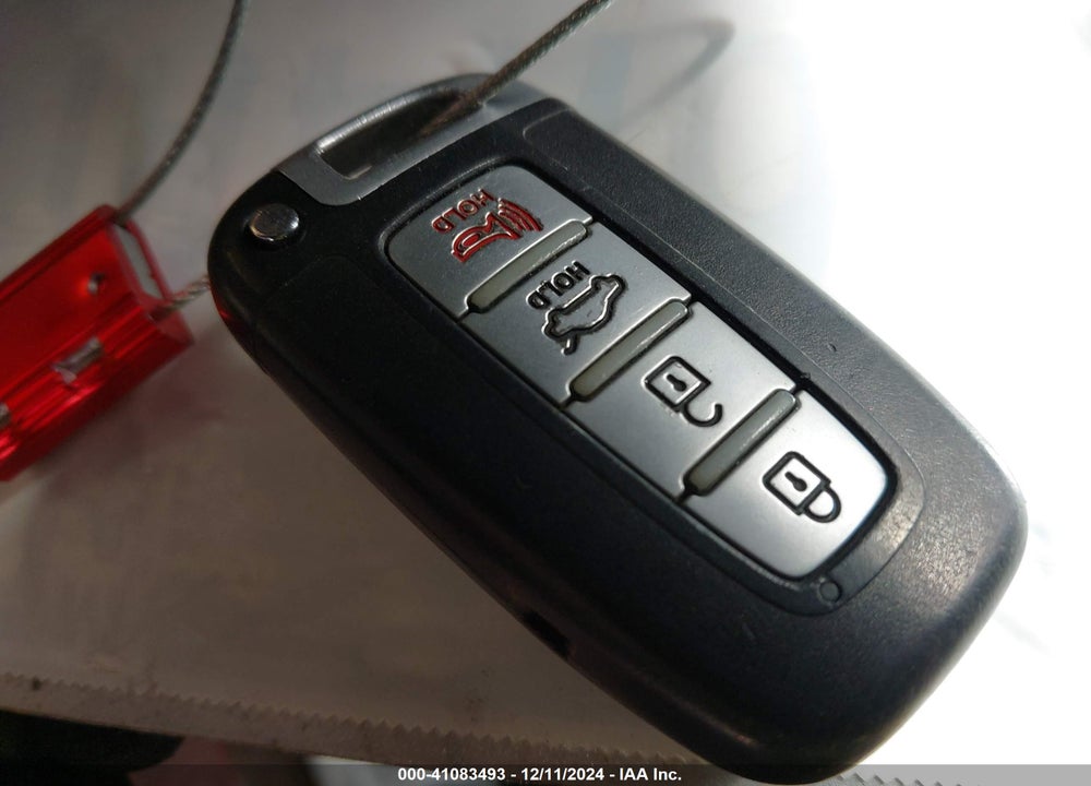 2013 HYUNDAI ELANTRA VIN: 5NPDH4AE8DH185189