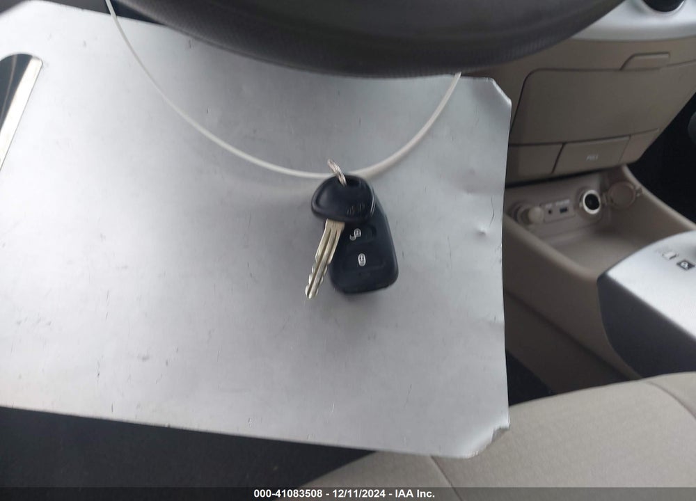 2009 HYUNDAI ELANTRA GLS VIN: KMHDU46D49U706008
