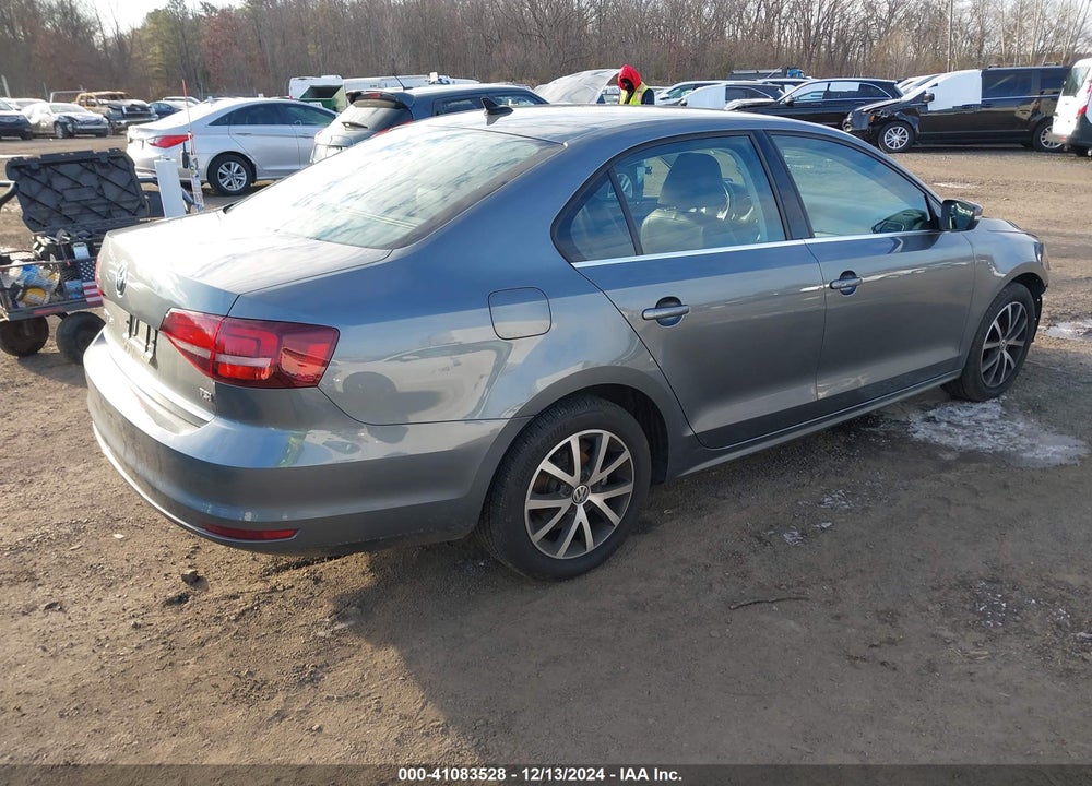 2017 VOLKSWAGEN JETTA 1.4T SE VIN: 3VWDB7AJ3HM358095