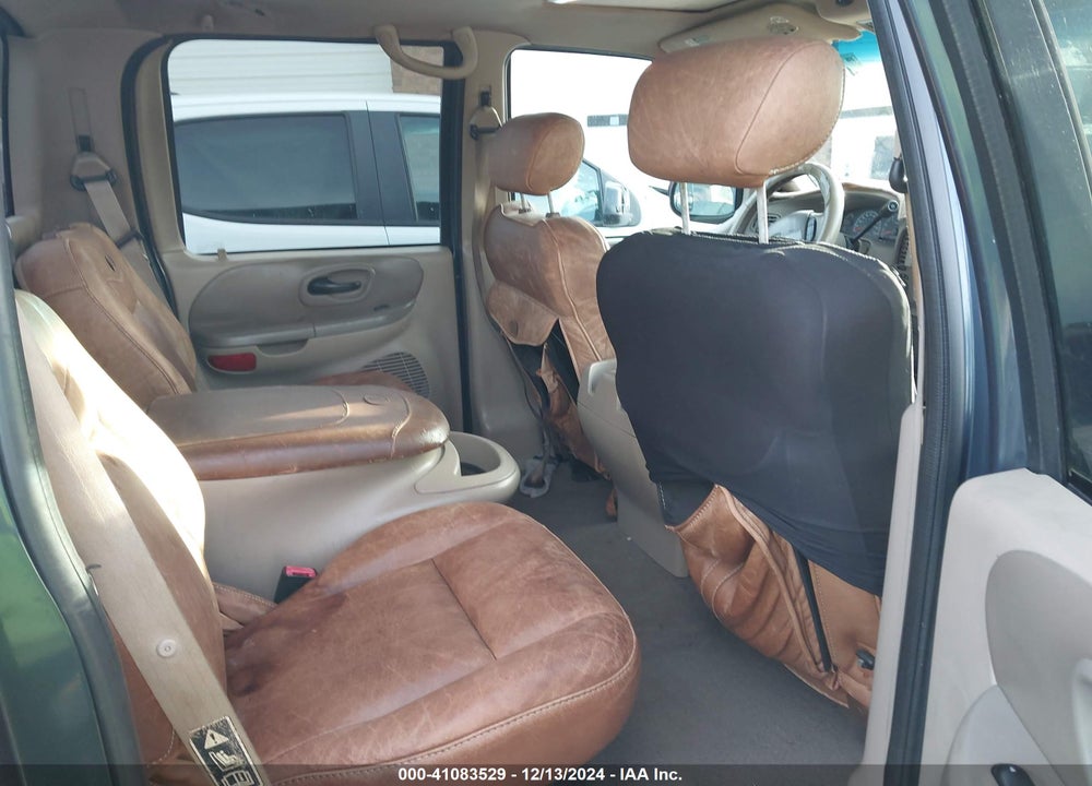 2002 FORD F-150 LARIAT/XLT VIN: 1FTRW08L42KA27861