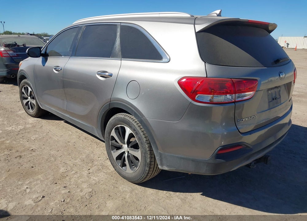 2017 KIA SORENTO 2.0T EX VIN: 5XYPH4A11HG277087