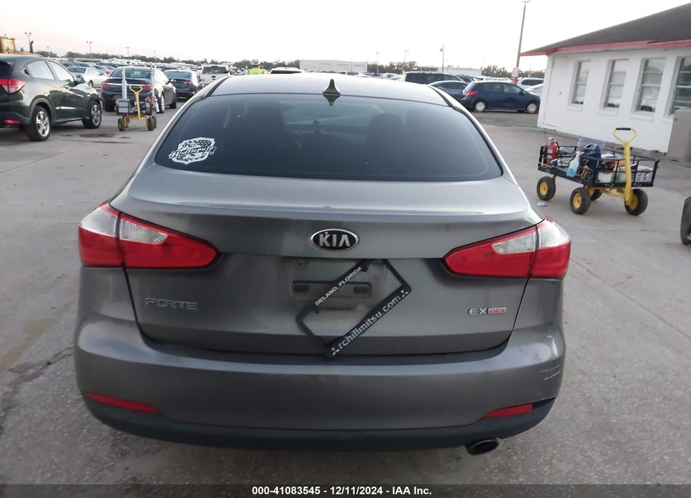 2015 KIA FORTE EX VIN: KNAFX4A86F5261367