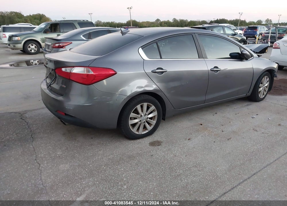 2015 KIA FORTE EX VIN: KNAFX4A86F5261367