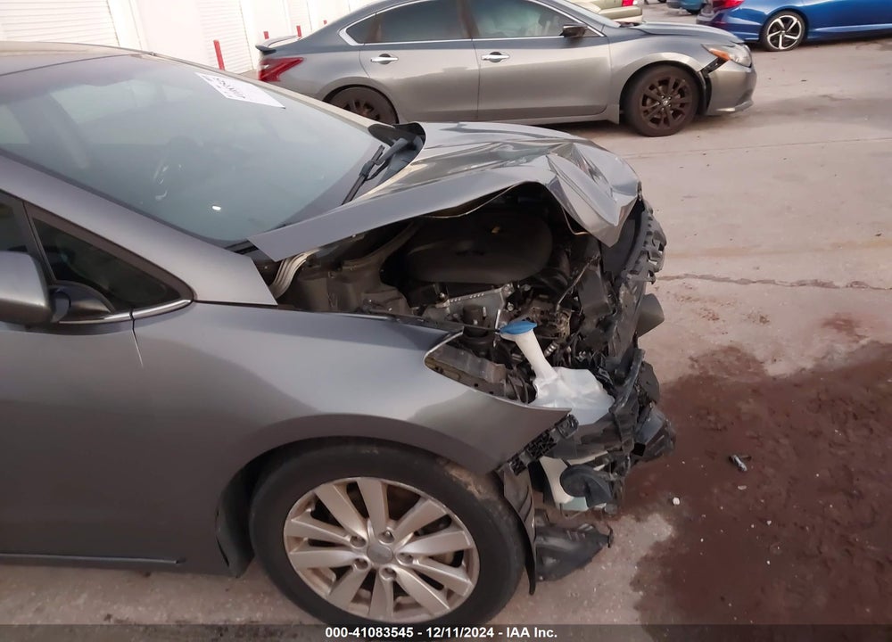 2015 KIA FORTE EX VIN: KNAFX4A86F5261367