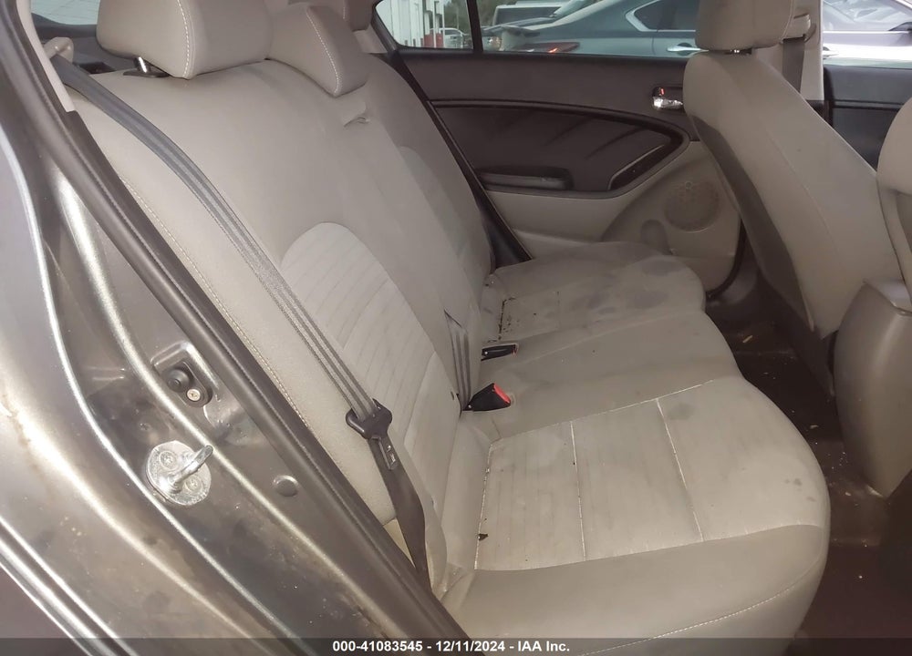 2015 KIA FORTE EX VIN: KNAFX4A86F5261367