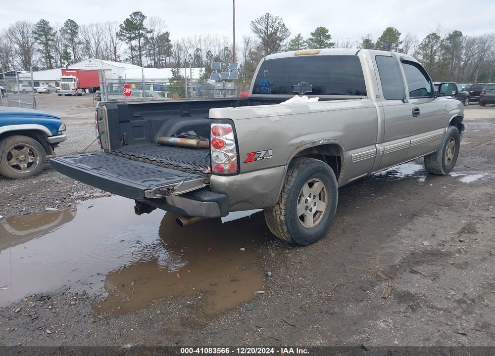 2001 CHEVROLET SILVERADO 1500 LS VIN: 1GCEK19TX1E145957