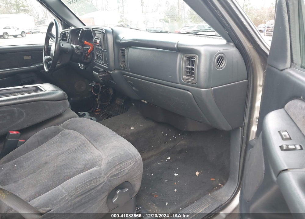 2001 CHEVROLET SILVERADO 1500 LS VIN: 1GCEK19TX1E145957