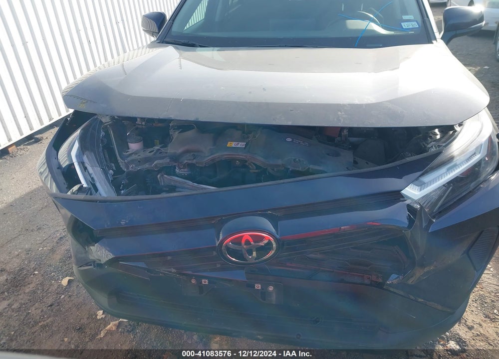 2024 TOYOTA RAV4 XLE VIN: 2T3W1RFV4RW315326