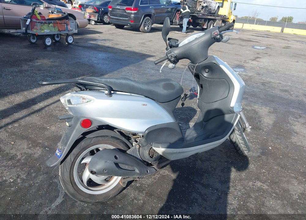 2009 PIAGGIO FLY 150 VIN: ZAPM578F994000443