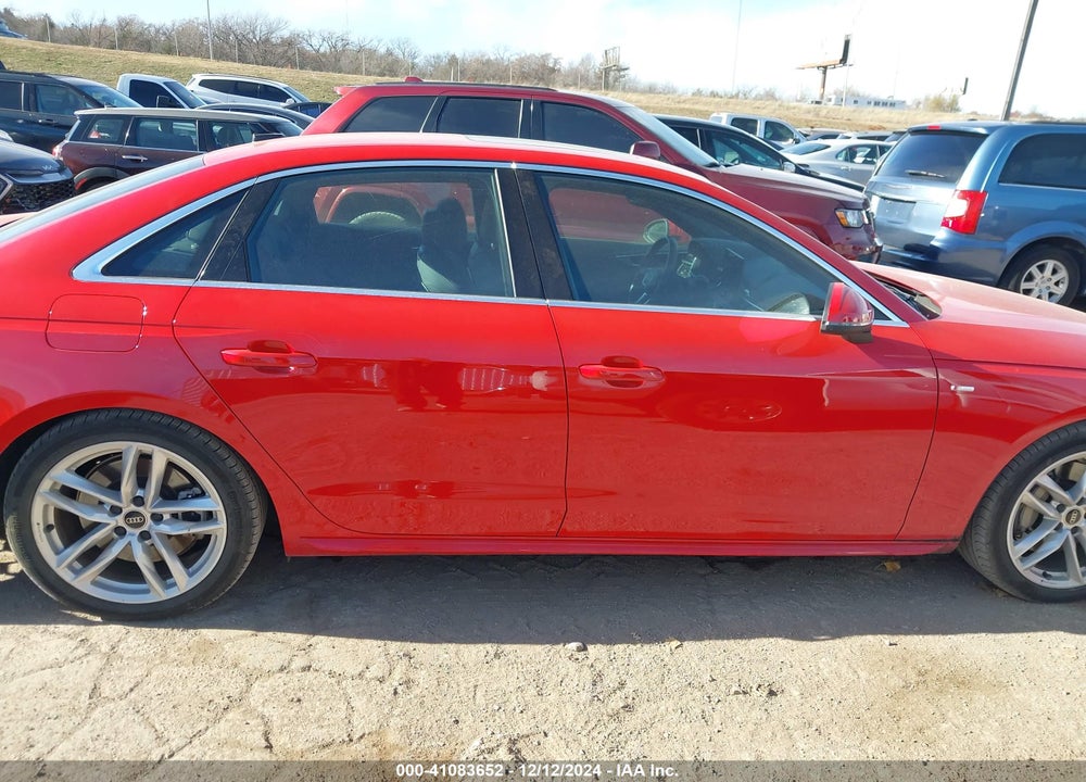 2024 AUDI A4 PREMIUM PLUS 45 TFSI S LINE QUATTRO S TRONIC VIN: WAUEAAF45RN006215