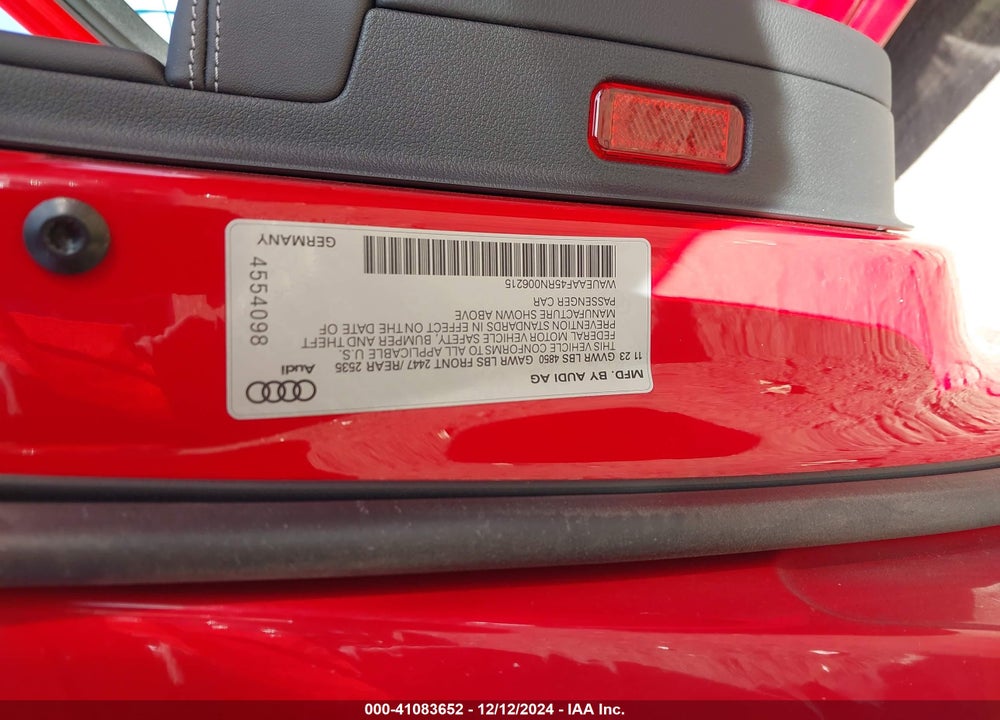 2024 AUDI A4 PREMIUM PLUS 45 TFSI S LINE QUATTRO S TRONIC VIN: WAUEAAF45RN006215