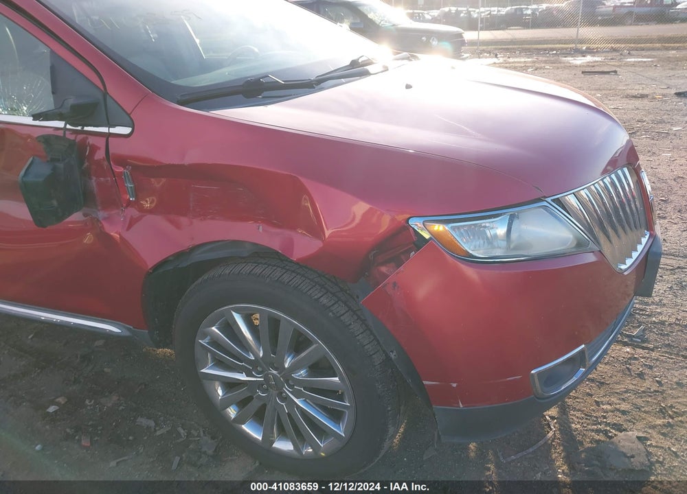 2011 LINCOLN MKX VIN: 2LMDJ6JK4BBJ03828