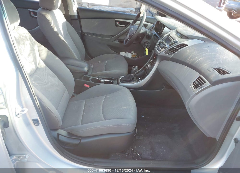 2016 HYUNDAI ELANTRA SE VIN: KMHDH4AE8GU488043
