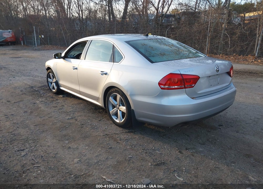 2015 VOLKSWAGEN PASSAT 1.8T LIMITED EDITION VIN: 1VWAT7A35FC120409