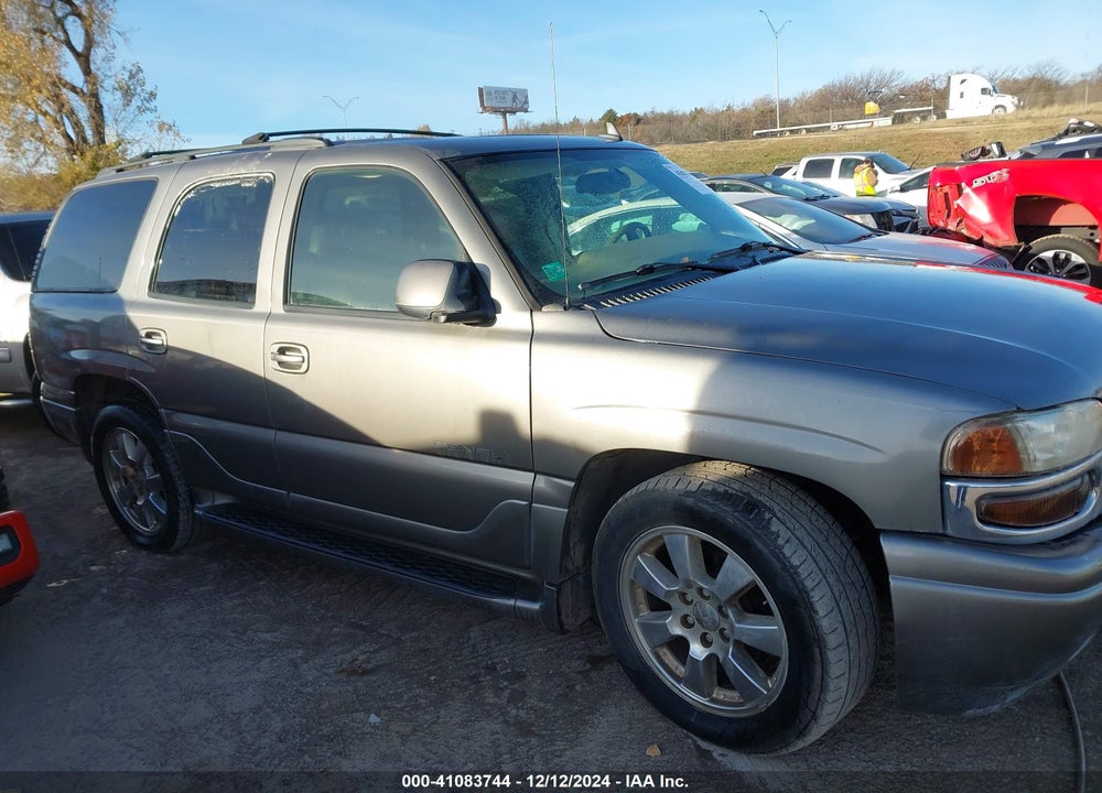 2006 GMC YUKON DENALI VIN: 1GKEK63U86J128494