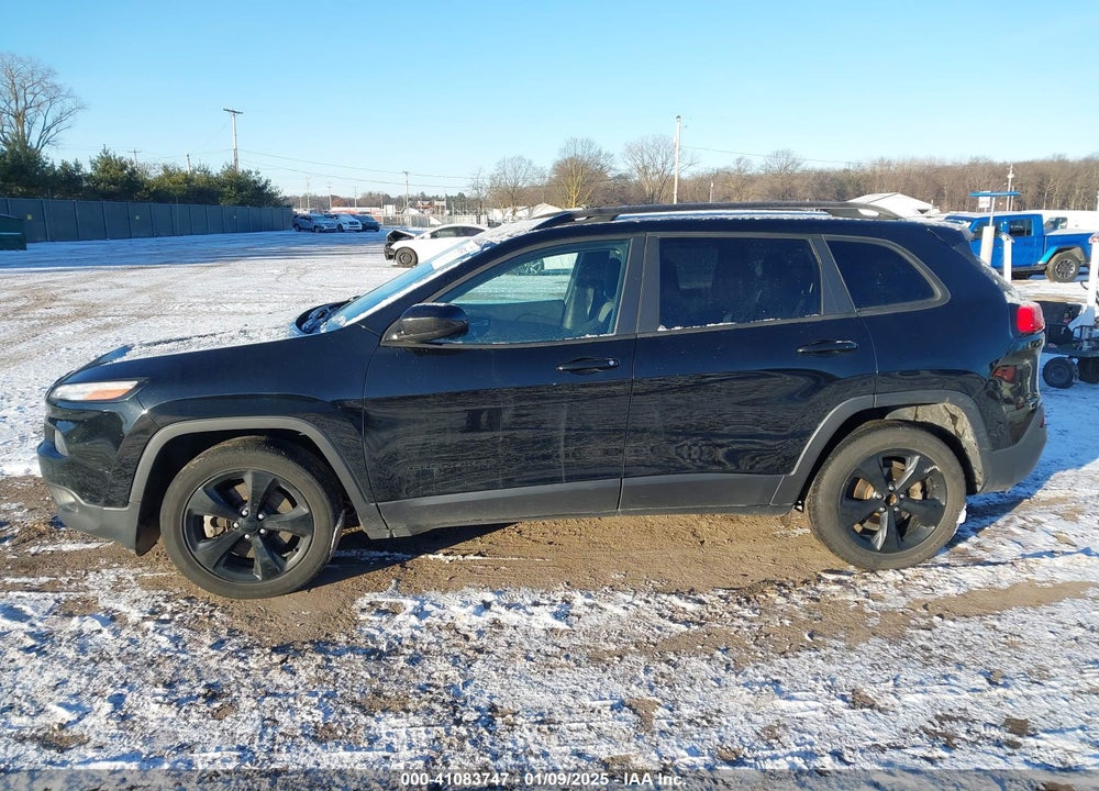 2018 JEEP CHEROKEE LATITUDE FWD VIN: 1C4PJLCB0JD556863