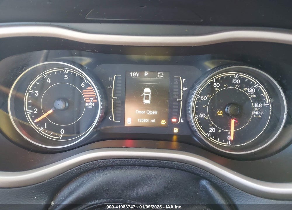 2018 JEEP CHEROKEE LATITUDE FWD VIN: 1C4PJLCB0JD556863