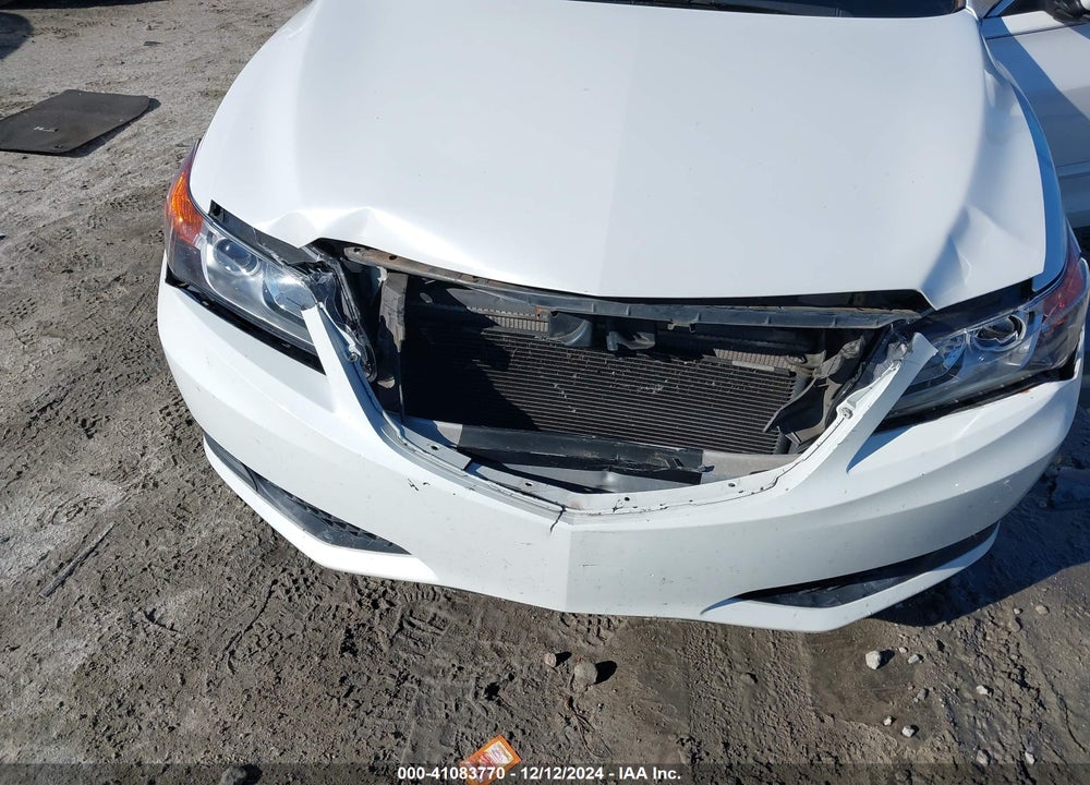 2013 ACURA ILX 2.0L VIN: 19VDE1F38DE009044