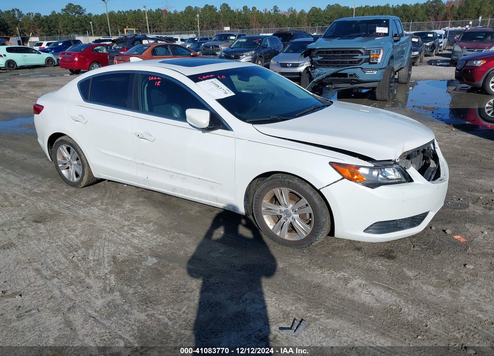 2013 ACURA ILX 2.0L VIN: 19VDE1F38DE009044