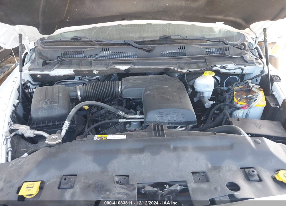 2022 RAM 1500 CLASSIC VIN: 1C6RR6FG5NS222976