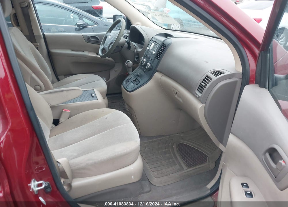 2014 KIA SEDONA LX VIN: KNDMG4C73E6542324