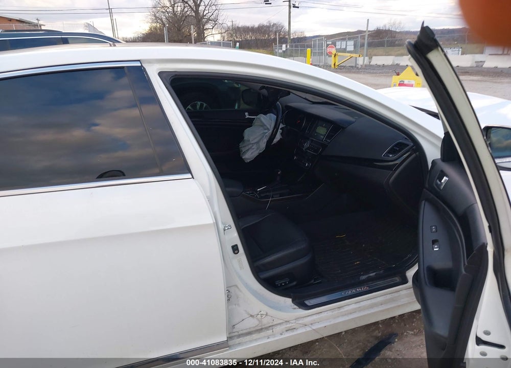 2015 KIA CADENZA PREMIUM VIN: KNALN4D79F5174204