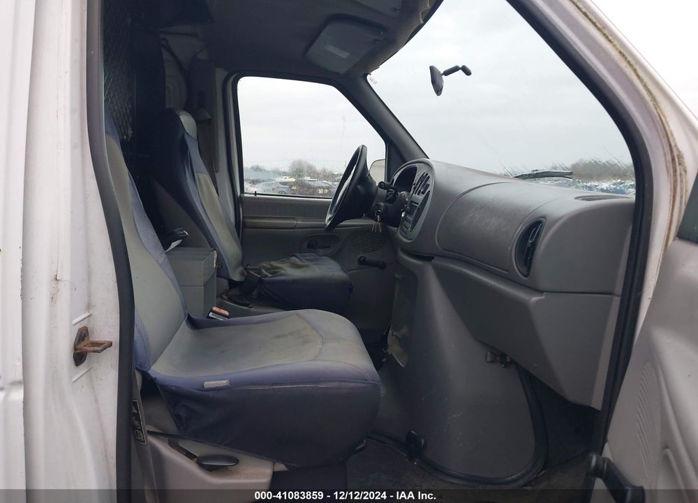 2000 FORD E-250 VIN: 1FTNE2422YHB86927