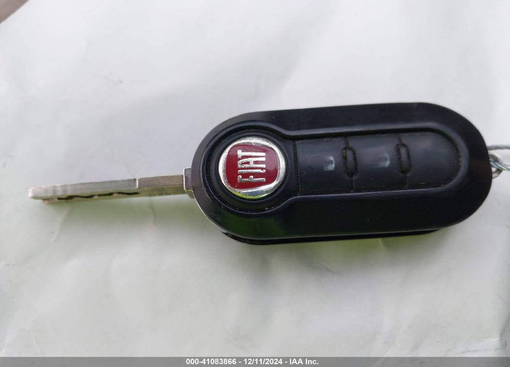2013 FIAT 500 VIN: 3C3CFFBR1DT563257