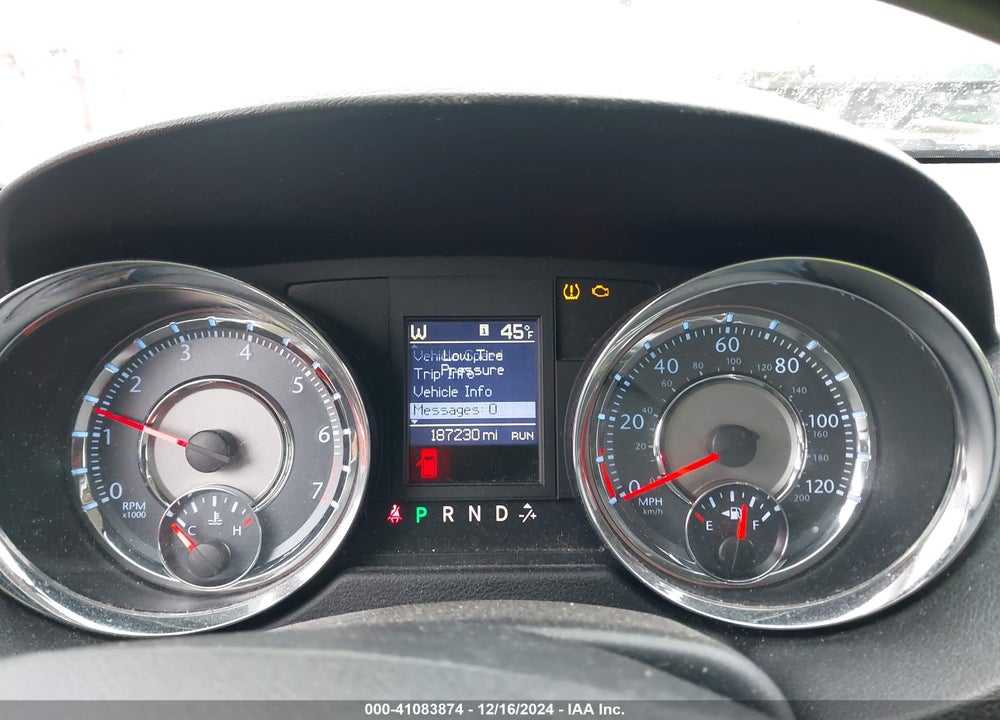 2011 CHRYSLER TOWN & COUNTRY TOURING VIN: 2A4RR5DG8BR604934