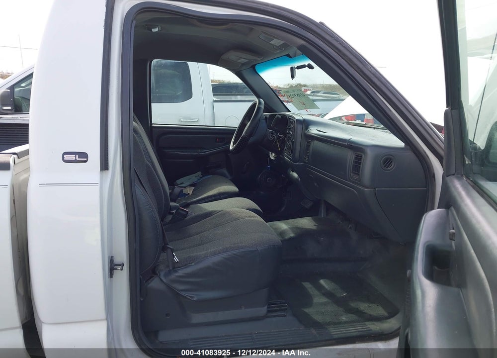 1999 GMC SIERRA 1500 SL VIN: 1GTEC14V8XE851260