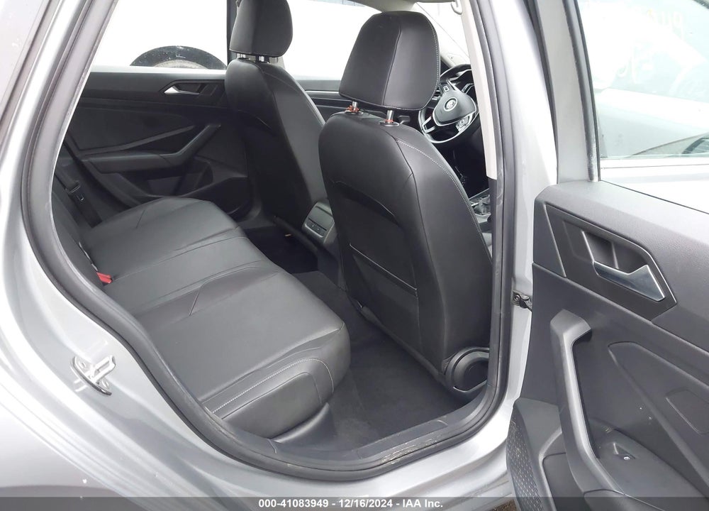 2019 VOLKSWAGEN JETTA VIN: 3VWEB7BUXKM199094