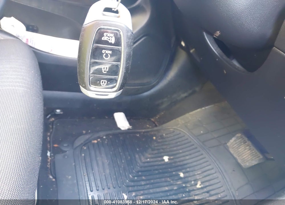 2022 HYUNDAI VENUE LIMITED VIN: KMHRC8A30NU151809