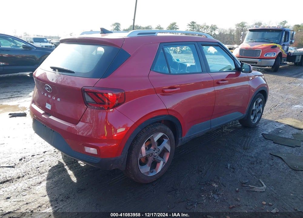 2022 HYUNDAI VENUE LIMITED VIN: KMHRC8A30NU151809