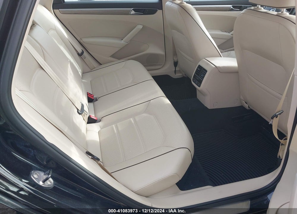 2017 VOLKSWAGEN PASSAT 1.8T SE VIN: 1VWGT7A33HC041284