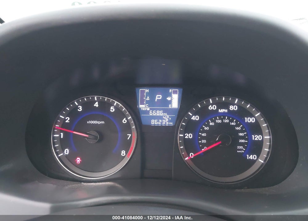 2016 HYUNDAI ACCENT VIN: KMHCT4AE2GU964040