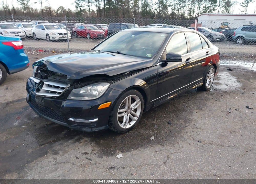 2013 MERCEDES-BENZ C 300 LUXURY 4MATIC/SPORT 4MATIC VIN: WDDGF8AB8DG129991