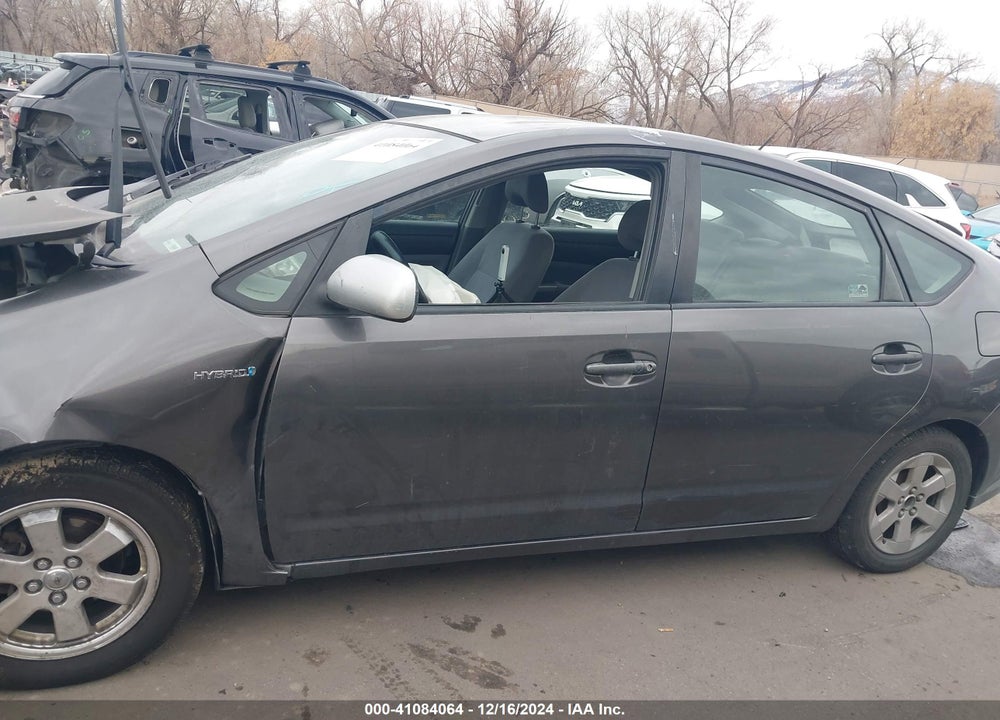2008 TOYOTA PRIUS VIN: JTDKB20U883305046