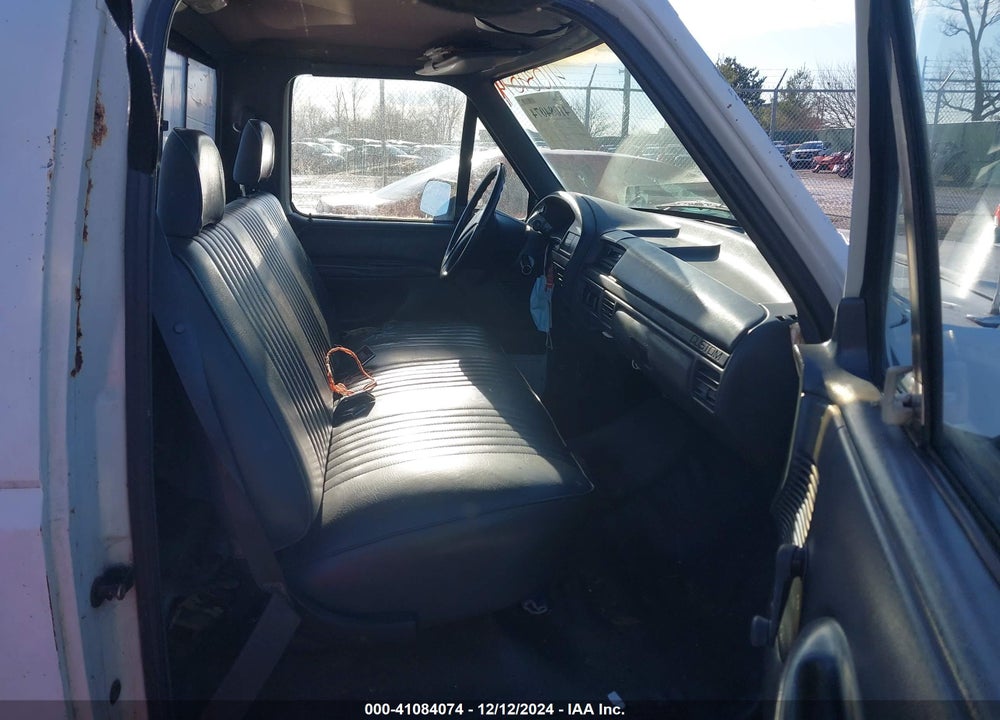 1992 FORD F150 VIN: 1FTDF15Y9NNA96497