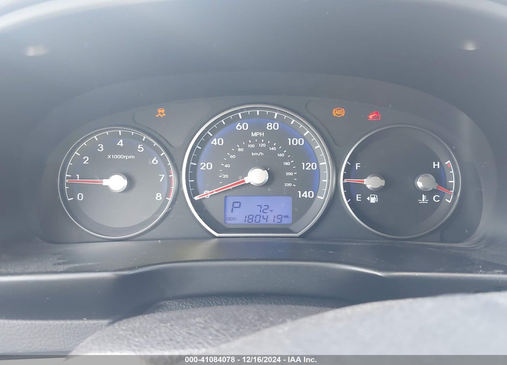 2012 HYUNDAI SANTA FE SE VIN: 5XYZH4AG5CG144581