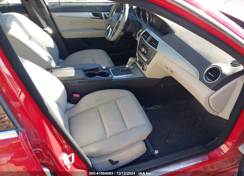 2012 MERCEDES-BENZ C 300 LUXURY 4MATIC/SPORT 4MATIC VIN: WDDGF8BB0CA601679