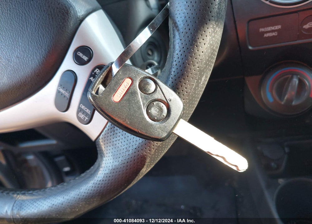 2007 HONDA FIT VIN: JHMGD38677S042188