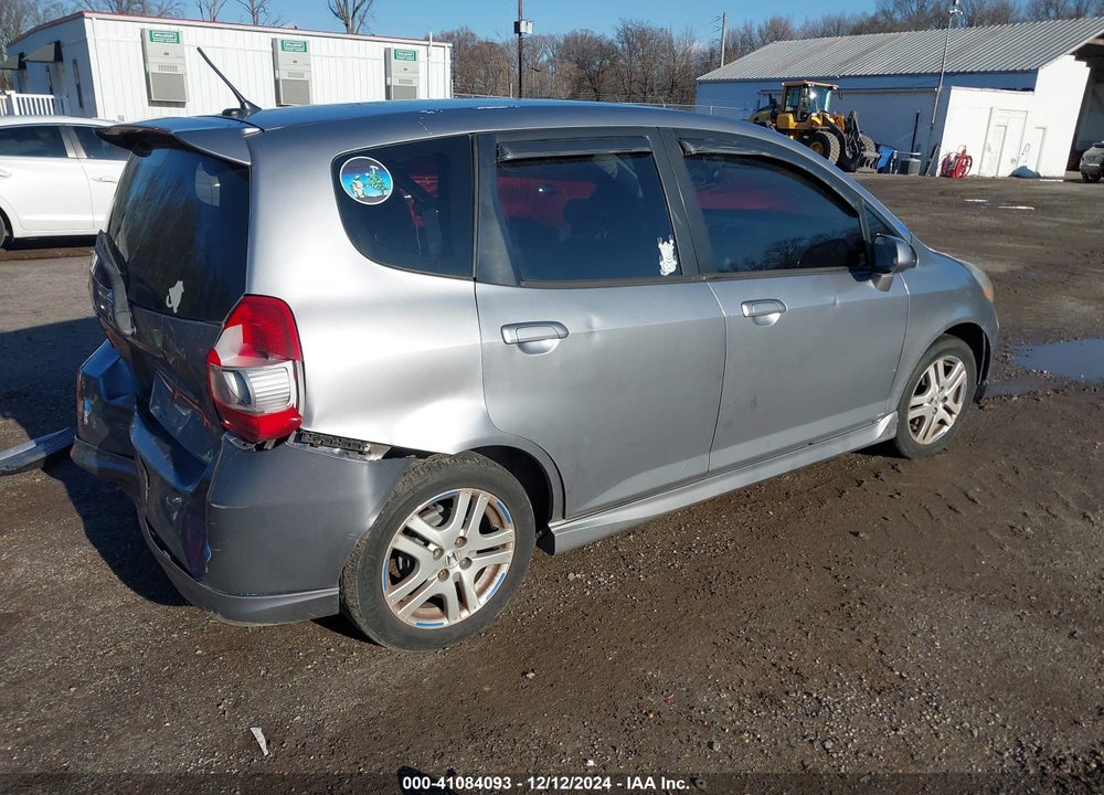 2007 HONDA FIT VIN: JHMGD38677S042188