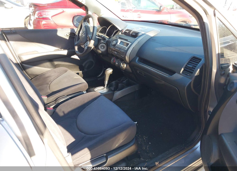 2007 HONDA FIT VIN: JHMGD38677S042188