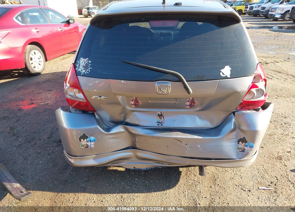 2007 HONDA FIT VIN: JHMGD38677S042188
