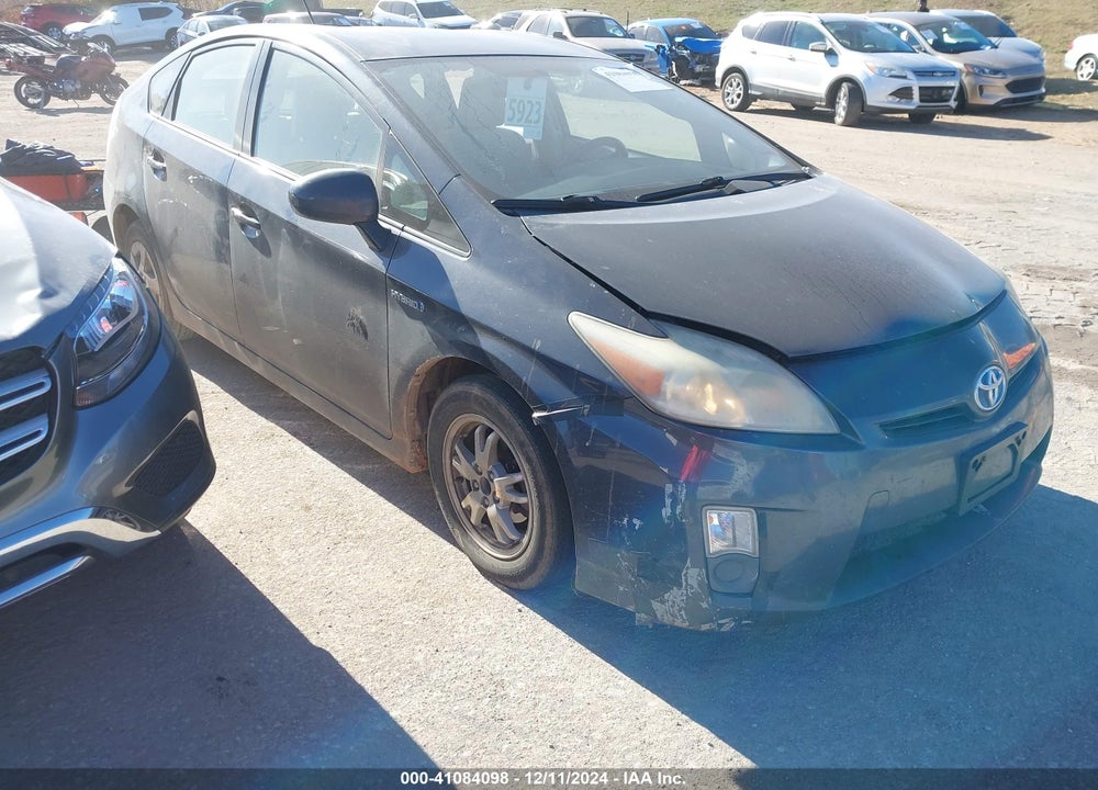 2011 TOYOTA PRIUS TWO VIN: JTDKN3DU9B1467035
